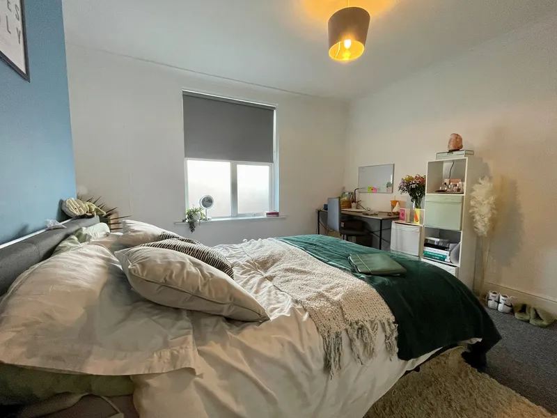 3 Bed Student House // West End | Aug 2026 - Thumbnail 9