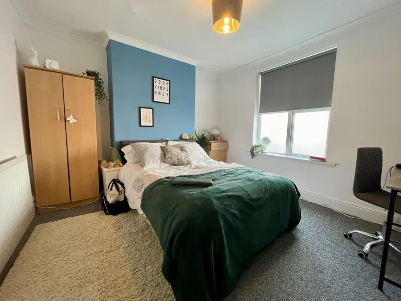 3 Bed Student House // West End | Aug 2026 - Thumbnail 10