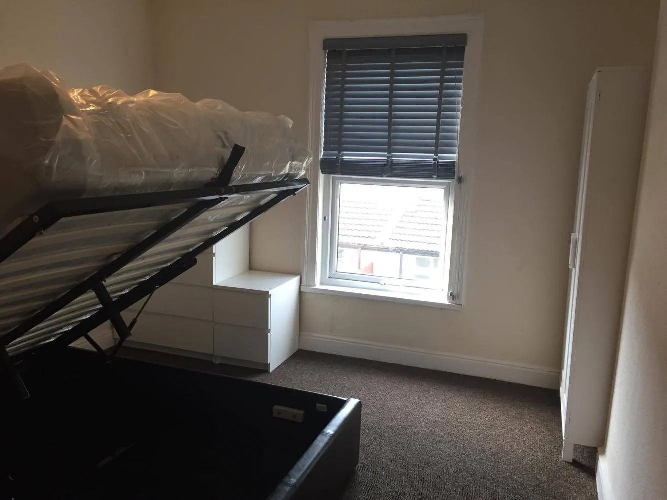 3 Bed Student House // Popular Area // Aug 2026 - Image 9