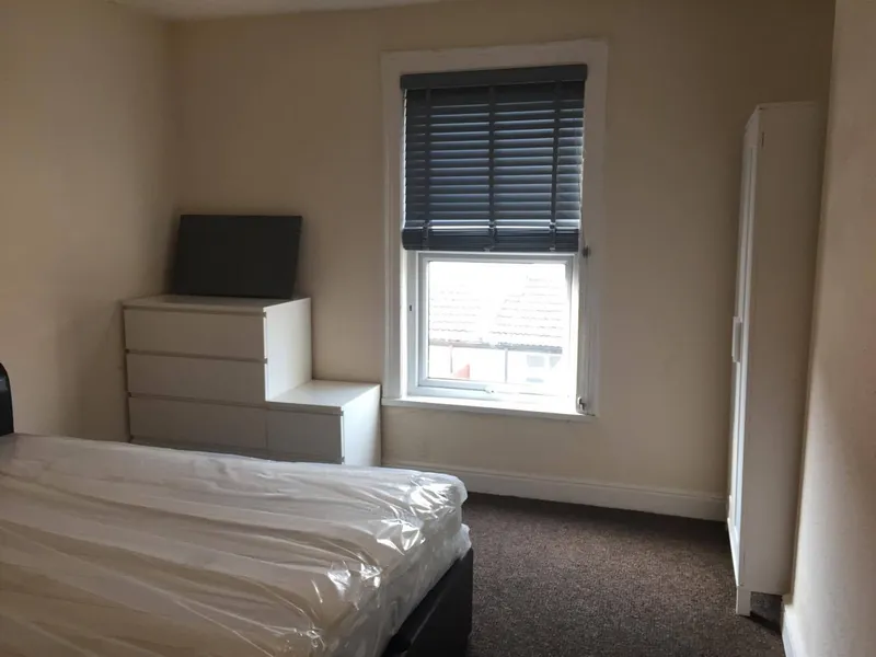 3 Bed Student House // Popular Area // Aug 2026 - Thumbnail 7