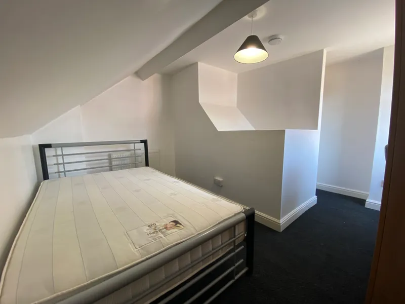 Pennell St // 5 Bed // Student House // AUG 2026 - Image 8