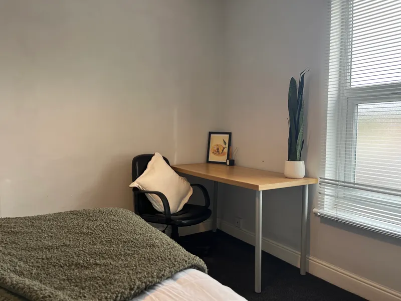 Pennell St // 5 Bed // Student House // AUG 2026 - Image 7