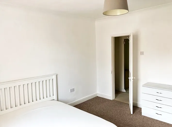 St Andrews St // 4 Bed // SEPT 2026 - Image 1