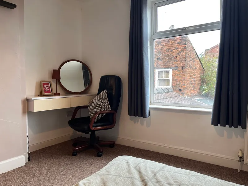 St Andrews St // 3 Bed +Study // SEPT 2026 - Image 14