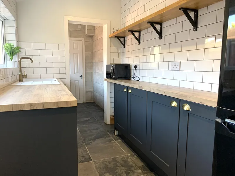 Chic 3 Bed House // AUG 2026 - Image 6