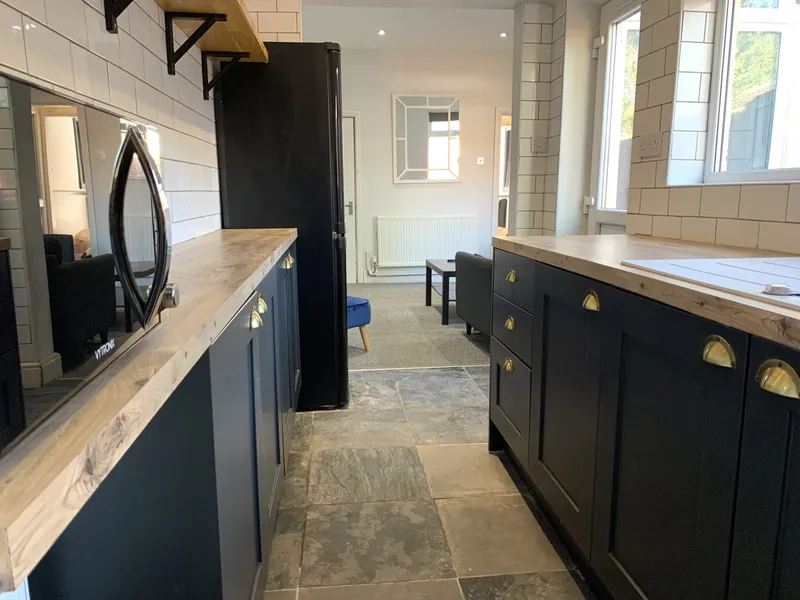 Chic 3 Bed House // AUG 2026 - Image 2