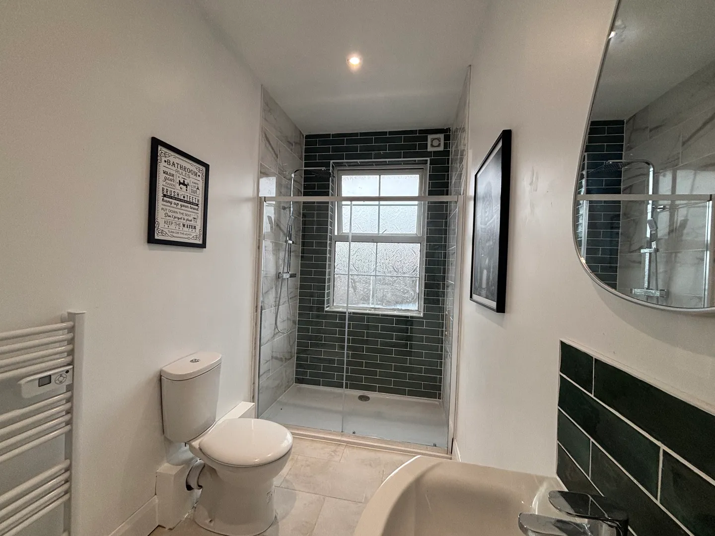 Newly Renovated Spacious 5 Bed Flat // Aug 2026 - Image 1