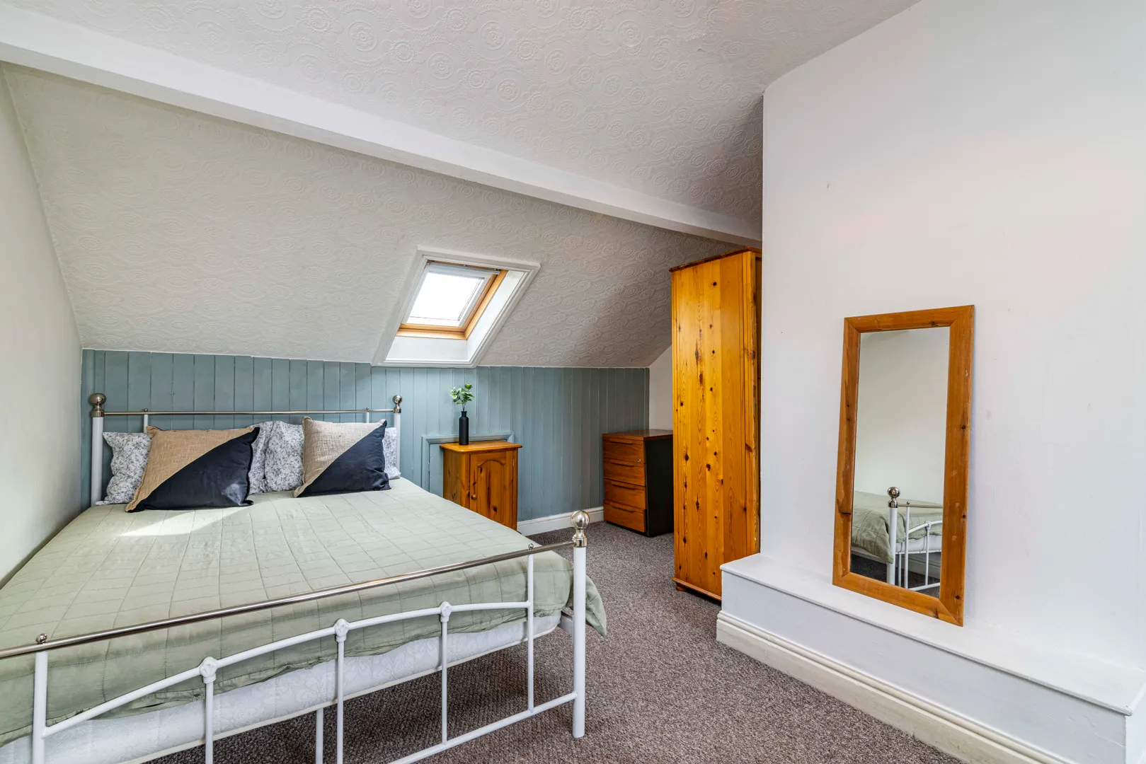 West End // 4 Bed House // Sep 2026 - Image 1