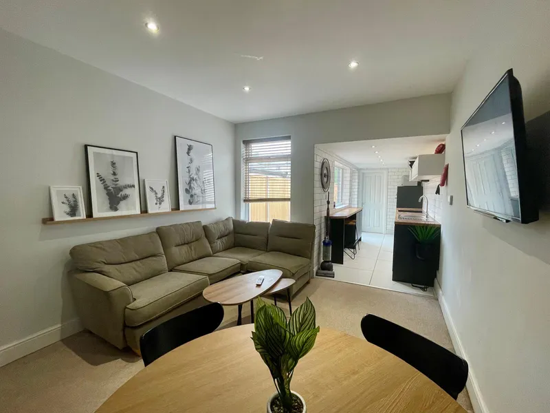 Thesiger Street // 4 Bed // Student House // Jun 2026 - Thumbnail 20