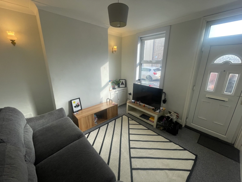 Chelmsford Street - 2 Bed - Thumbnail 9