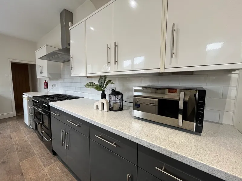 Boultham Ave // 5 Bed // JULY 2026 - Image 6