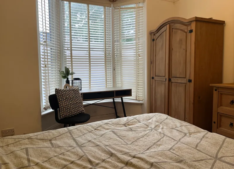 Boultham Ave // 5 Bed // JULY 2026 - Image 2