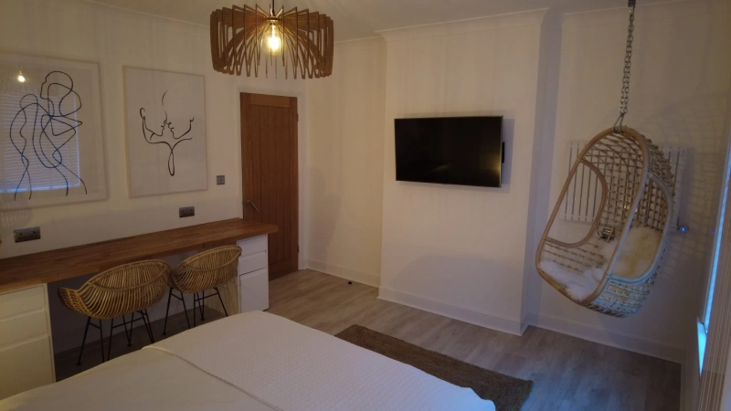 96A Burton Road - 1 Bed - Thumbnail 2