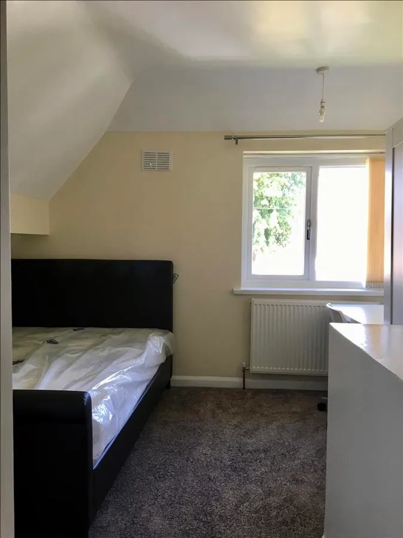 4 Bed Modern Student House - Middleton Blvd (Jubilee campus) - Thumbnail 3