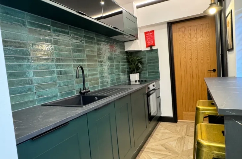 Luxury 1 Bedroom Student Flat - Thumbnail 10