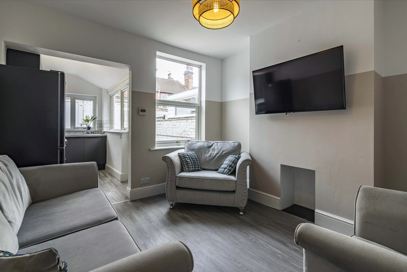 Florence Street | 4 Bed & 1 Bath | Bills Inc - Thumbnail 15