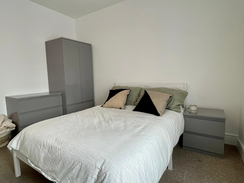 Harvey Street - 3 Bed (West End) - Thumbnail 5