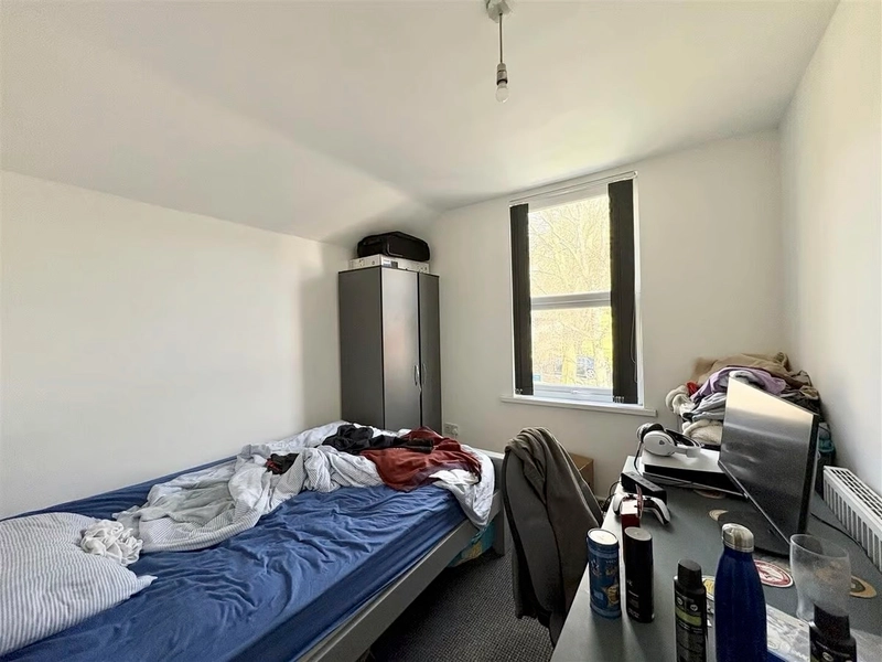 7 Bedroom student house - Lenton Boulevard NG7 2BZ - Thumbnail 7