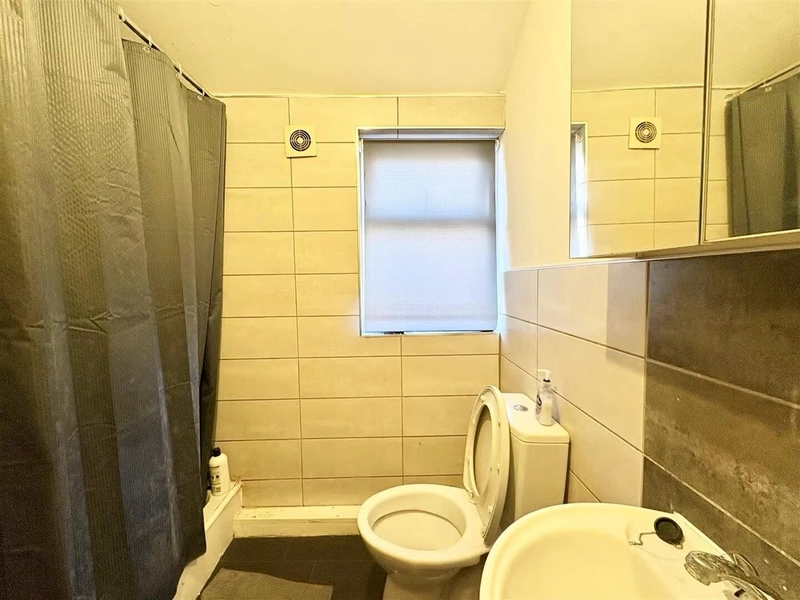 7 Bedroom student house - Lenton Boulevard NG7 2BZ - Thumbnail 8