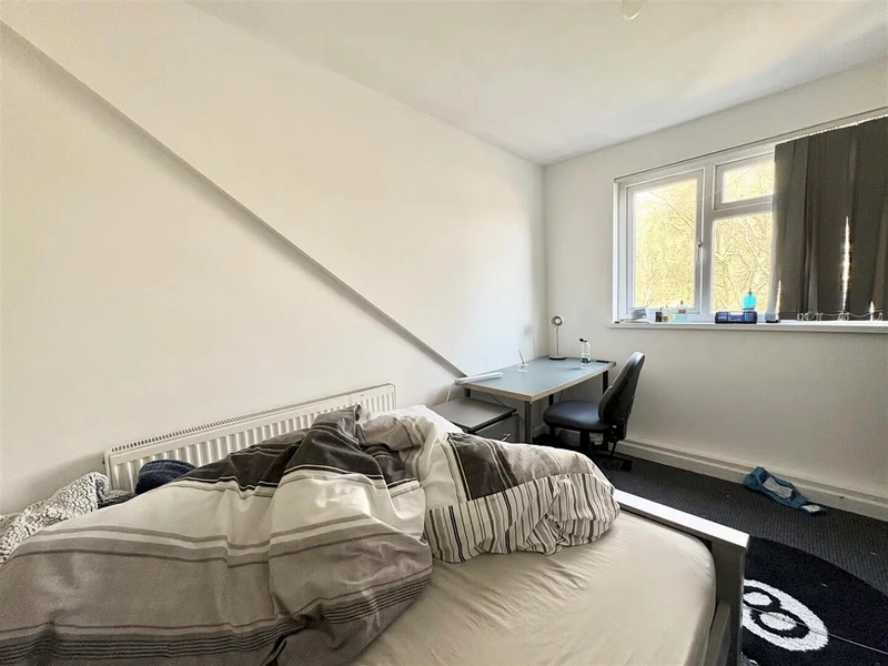7 Bedroom student house - Lenton Boulevard NG7 2BZ - Thumbnail 10