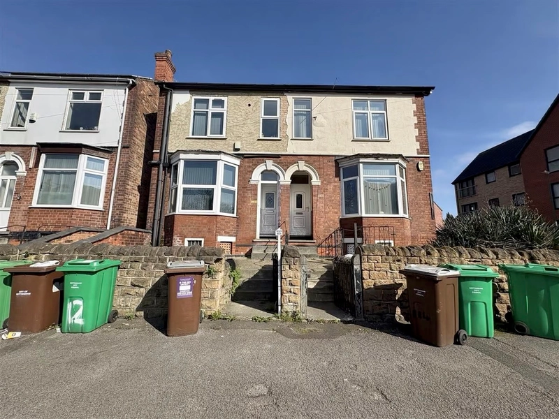 7 Bedroom student house - Lenton Boulevard NG7 2BZ - Thumbnail 15