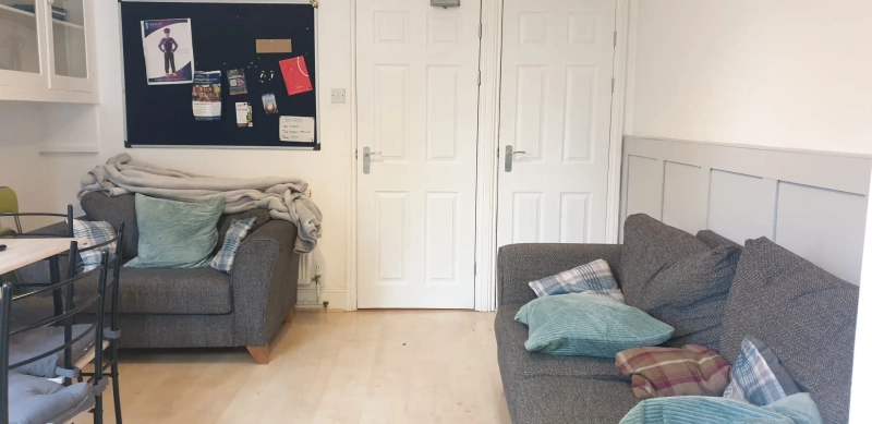 11 Boultham Avenue - 5 Spare rooms Available - Thumbnail 9