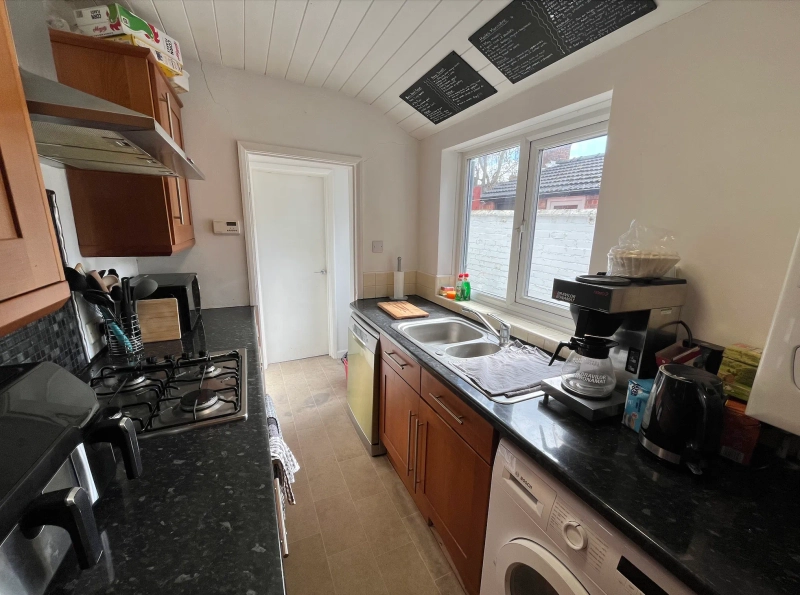 64 St Nicholas Street - 4 Spare Rooms - Thumbnail 2
