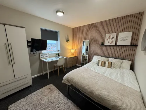 4 Bed Flat D - Student Accommodation - Thumbnail 5