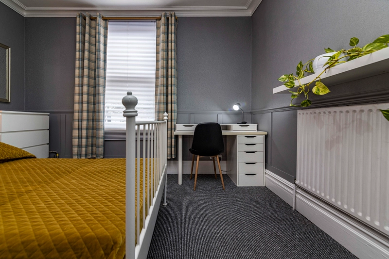 Kesteven Street - 3 Bed - Thumbnail 31
