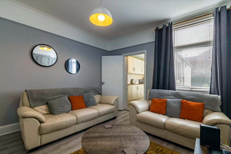 Kesteven Street - 3 Bed - Thumbnail 19
