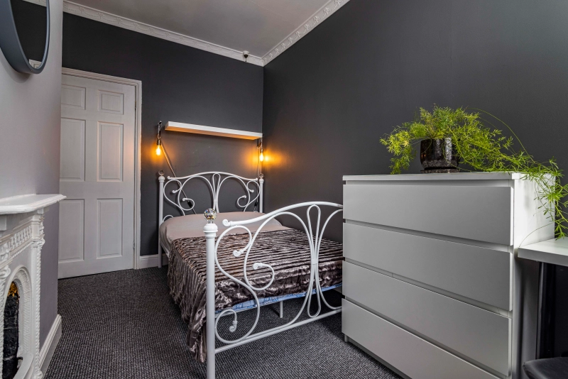 Kesteven Street - 4 Bed - Thumbnail 27