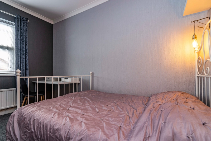 Kesteven Street - 4 Bed - Thumbnail 11