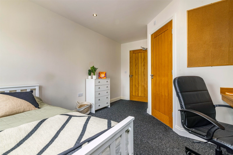 Flat 8, Lord Tennyson House, LN1 3HD - Thumbnail 15