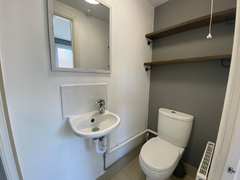 5 Bedroom Student House - Bills Included - Thumbnail 5