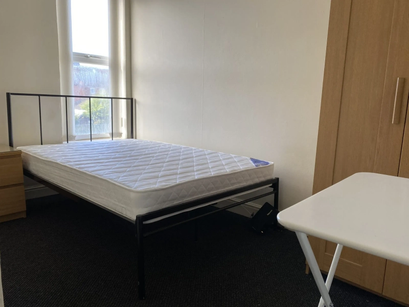 79 Sincil Bank -3 Bed -All Bills Included *Exclusive Offer* - Thumbnail 6