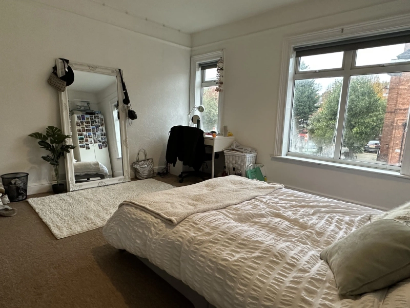 West Parade - 6 Bed - Thumbnail 3