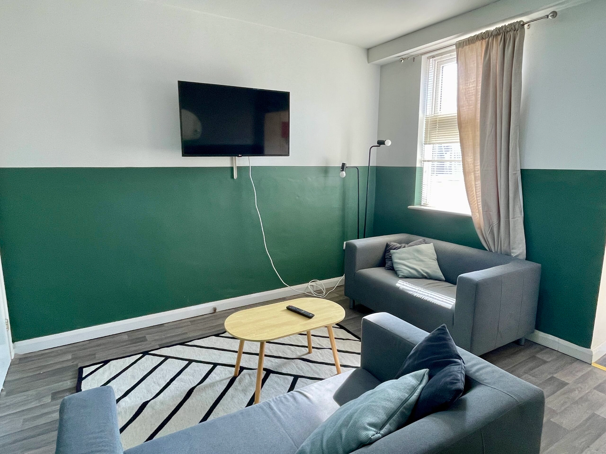 Wilson Street -3 Bed *LTD OFFER -50% OFF FIRST 3 MTHS RENT!* - Image 2
