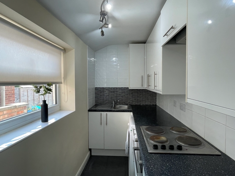 Wilson Street -3 Bed - Thumbnail 10