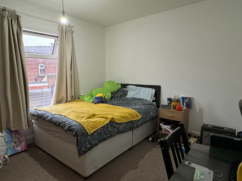 St. Andrews Street - 3 Bed Student House - Thumbnail 10
