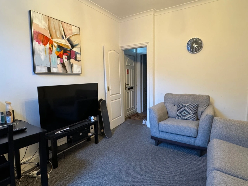 St. Andrews Street - 3 Bed Student House - Thumbnail 5