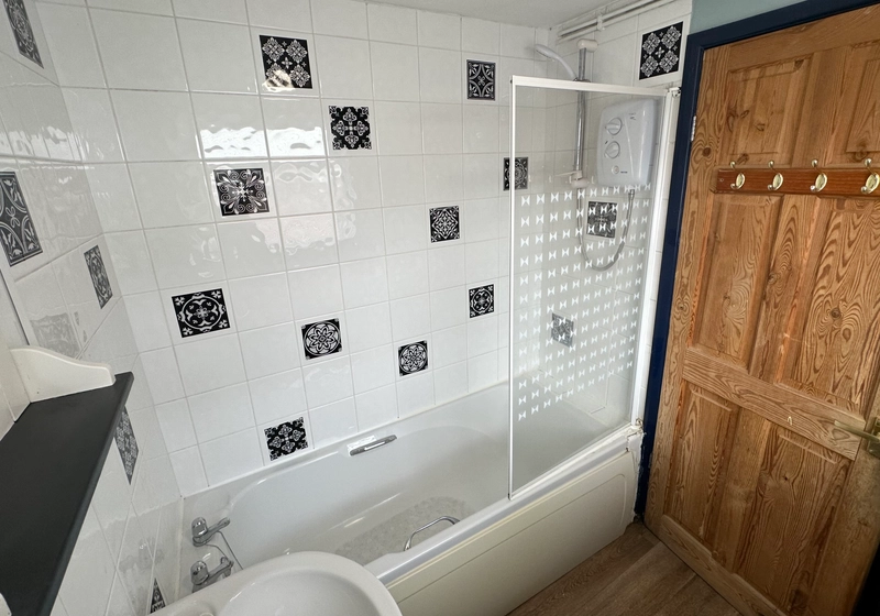 Student House: Sincil Bank - 3 Bed, 2 Bath - Thumbnail 6