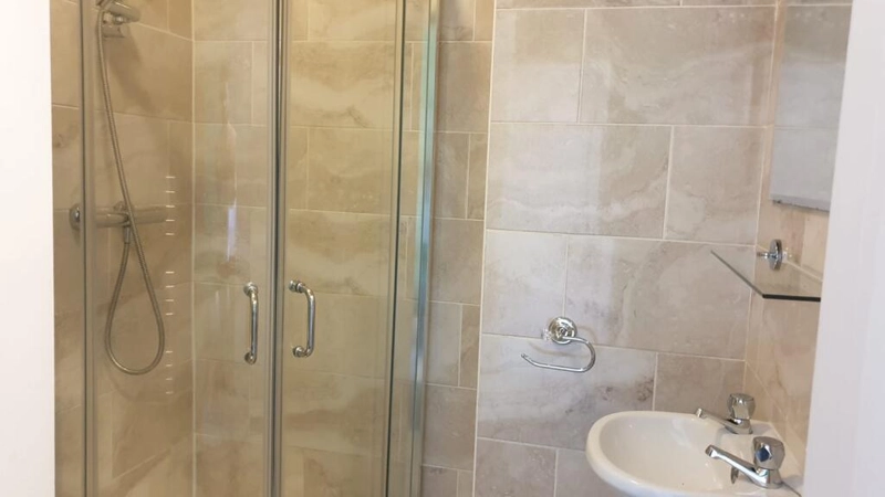 SPAREROOMS WITH ENSUITES AVAILABLE 11TH SEPTEMBER - Thumbnail 17