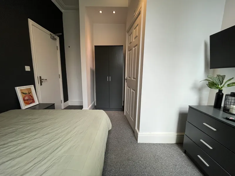 SPAREROOMS ALL ENSUITES AVAILABLE 11TH SEPTEMBER - Image 13