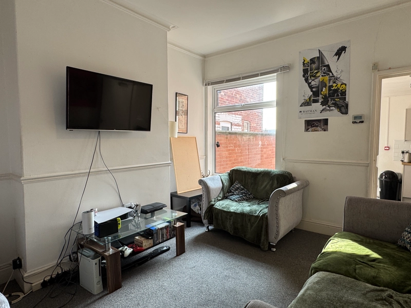 West Parade - 6 Bed - Thumbnail 29