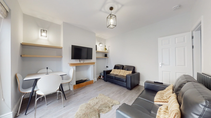 Carholme Road, LN1 1SP - 4 BED - Thumbnail 9
