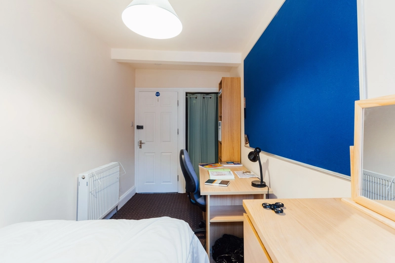4 Bed Student House - All Bills Included - Thumbnail 4