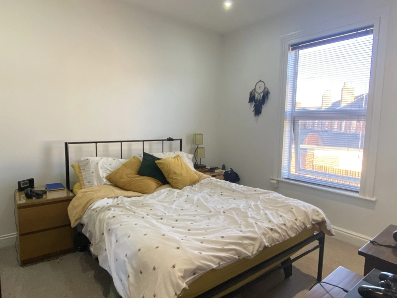 2 Bedroom - Student House - LN5 7UH - Thumbnail 3