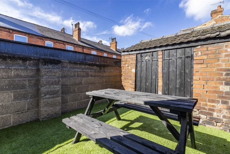 Thesiger Street, LN5 7UW - 2 Bed - Thumbnail 21