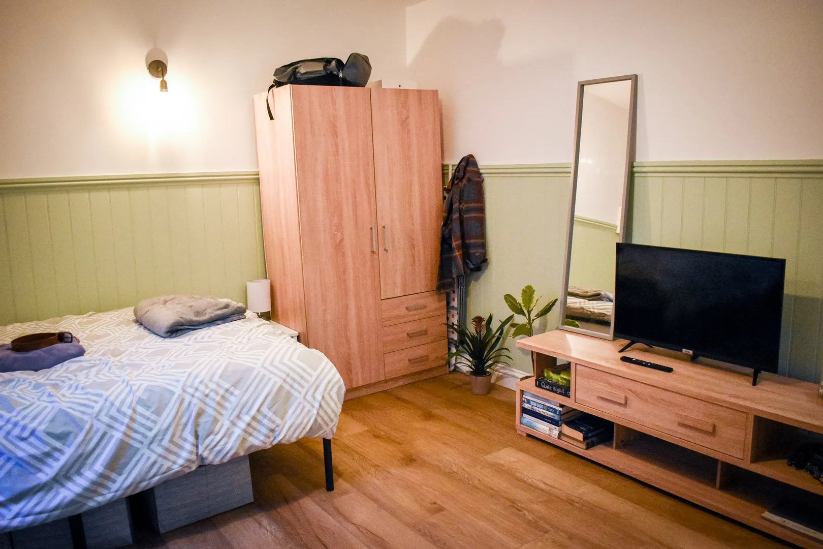 City Centre // 1 Bed Flat // Oct 2026 - Image 1