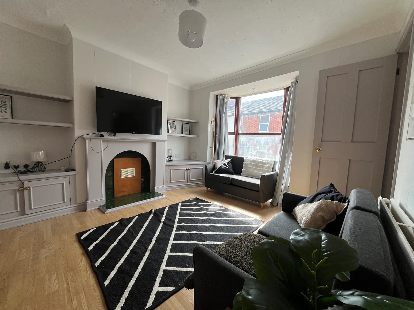 West End // 4 Bedroom // Student House // Aug 2026 - Image 1